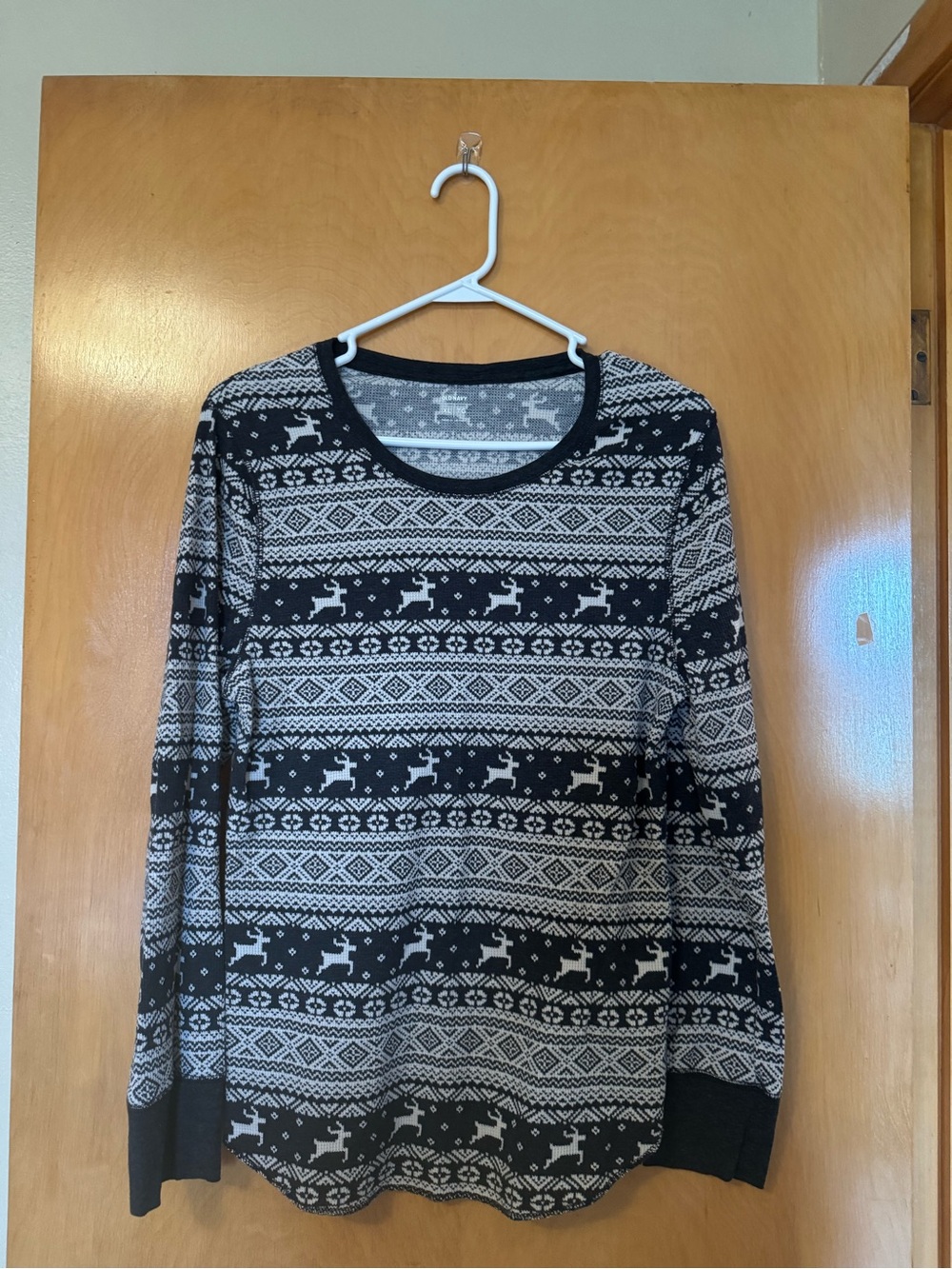 Old Navy Black and White Reindeer Fair Isle Long-Sleeve Top